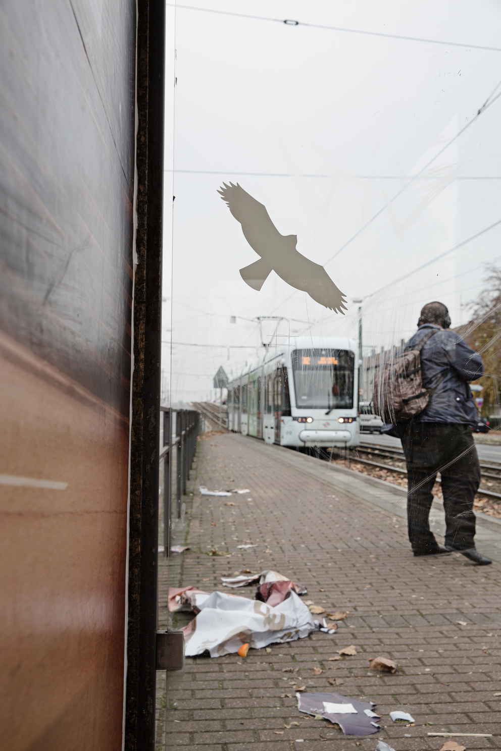 bus shelter 02; Ausbelichtung 32 × 48 cm