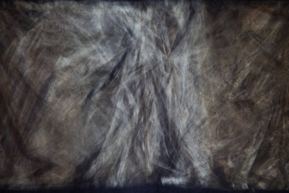 gegenstand 30 g; Ausbelichtung 64 × 96 cm